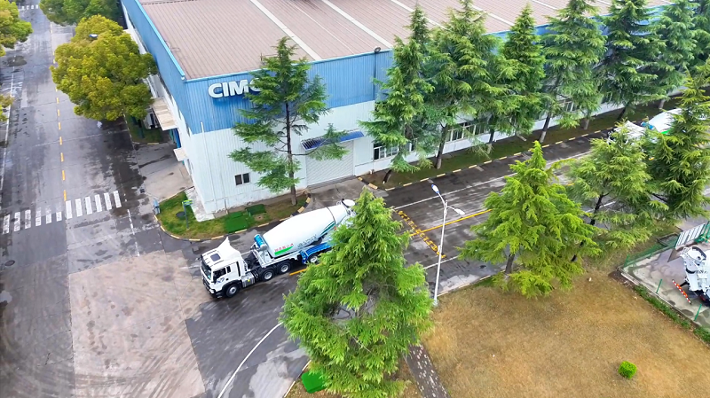 【發(fā)車(chē)新聞】好雨知時(shí)節(jié)，攪拌車(chē)的交付！